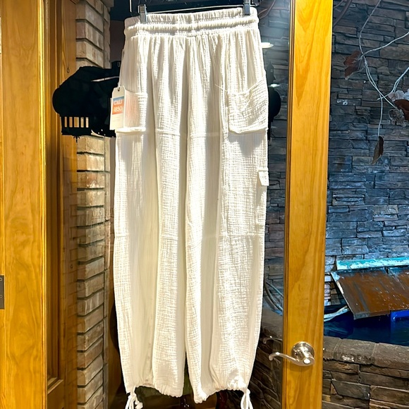 NWT White Gauze Lightweight Pants Size Mefium - Picture 4 of 5